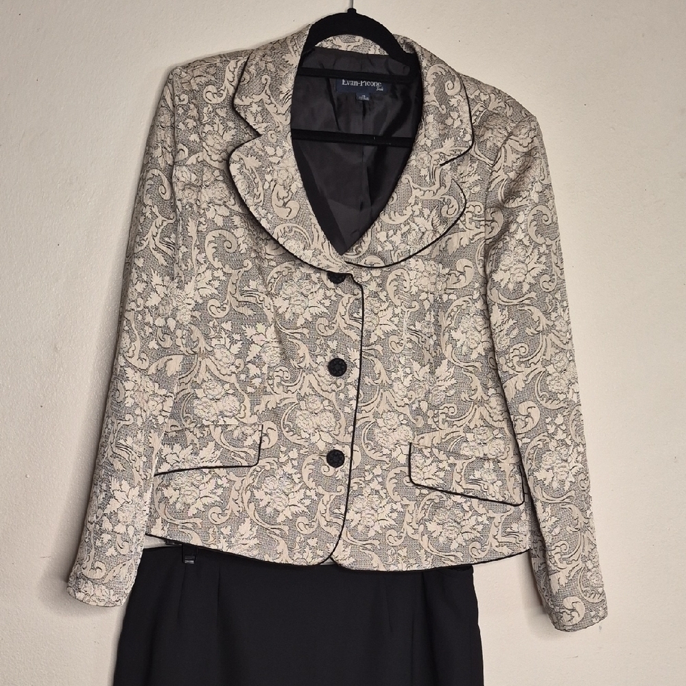 Evan Picone Beige and Black Patterned Blazer